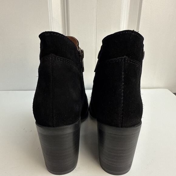 Steve Madden Women’s 6 Pierce Black Suede Ankle Zip Booties Almond Toe NWB - Picture 5 of 9